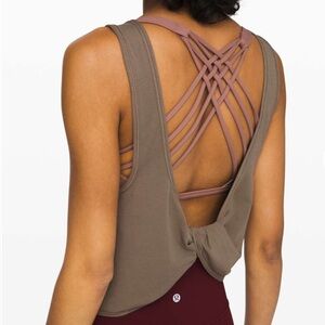 Lululemon Good Turn Tank, size 6 Highlander